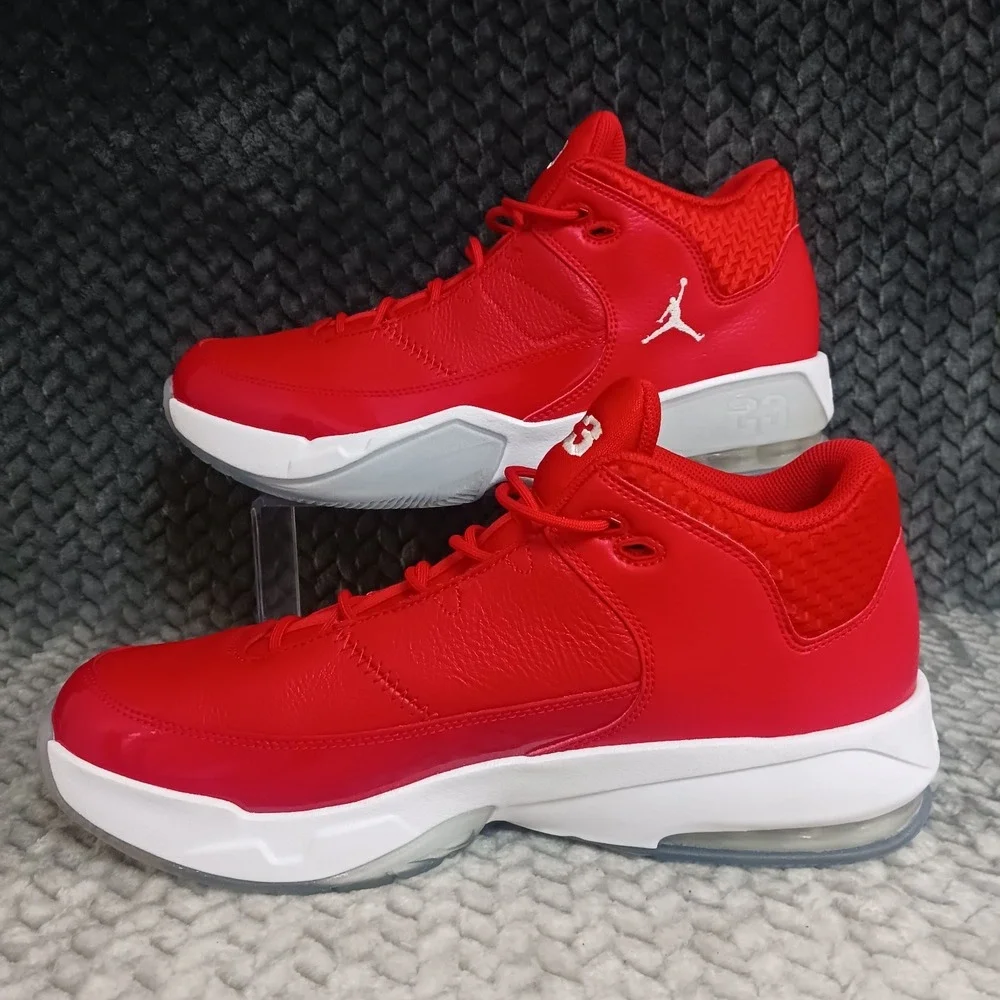 Nike Air Jordan Max Aura 3 Men's Basketball Shoes University Red White Size 10.5